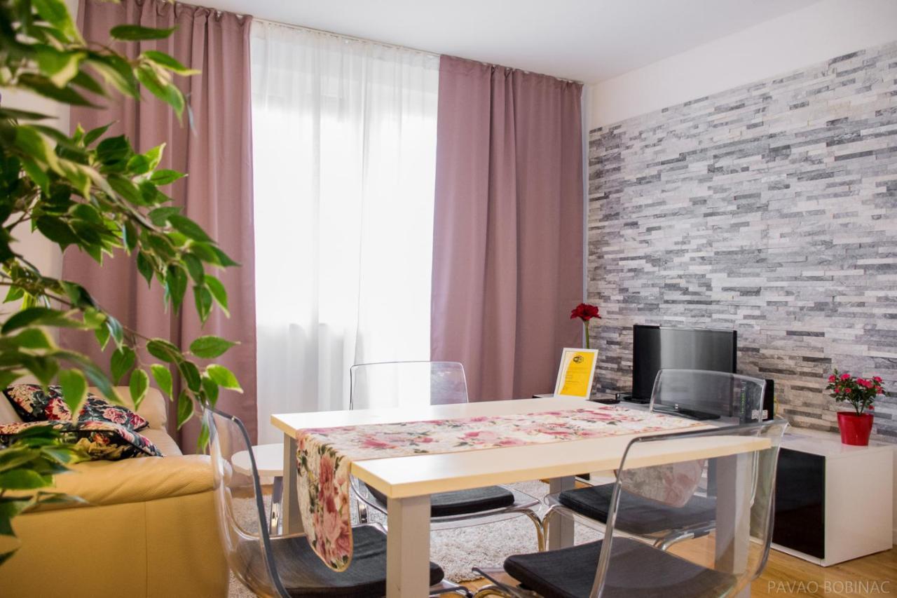 West Residence Luxury Apartment- Parking In Garage Zágráb Kültér fotó
