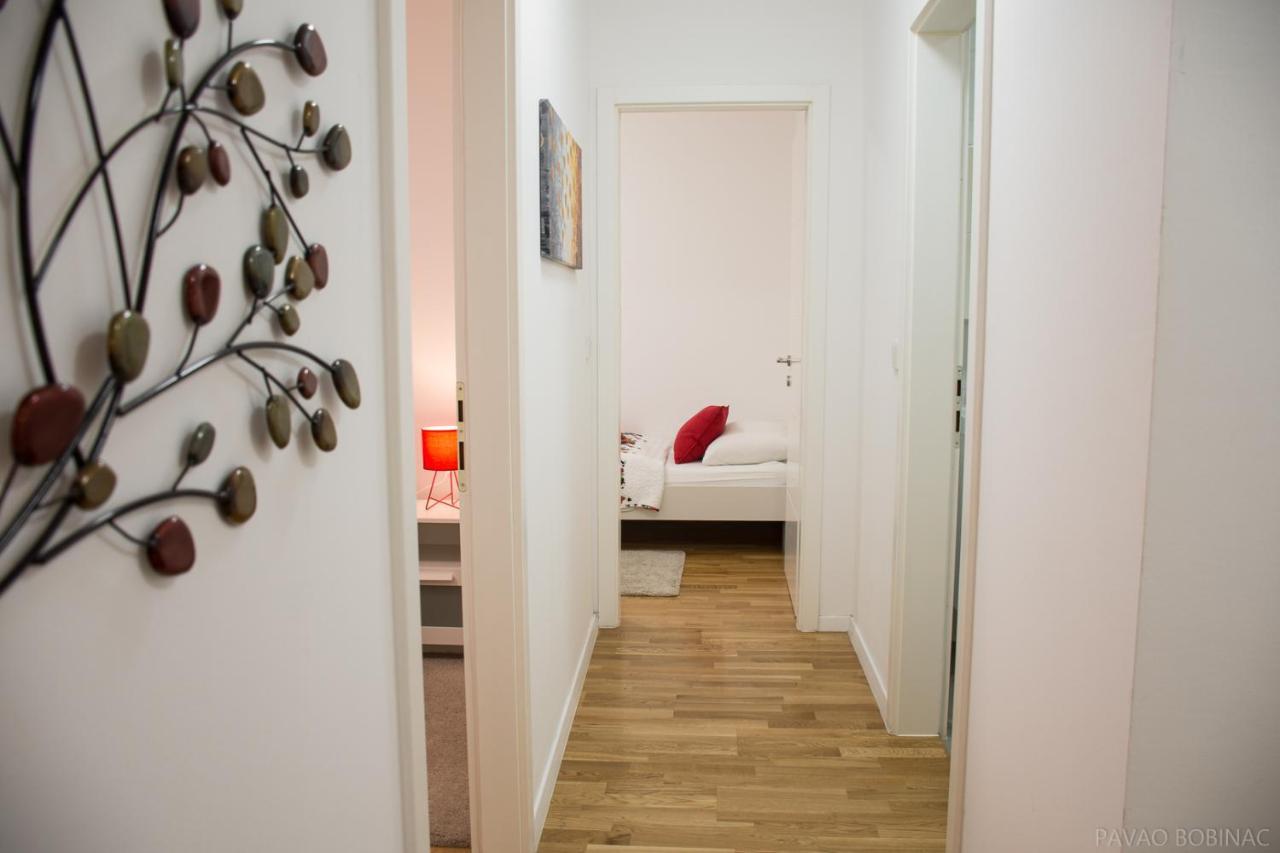 West Residence Luxury Apartment- Parking In Garage Zágráb Kültér fotó